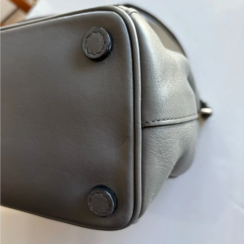 AUTHENTIC PRADA GALLERIA Grey Leather Bag with out-stiching detailing - Picture 11 of 16